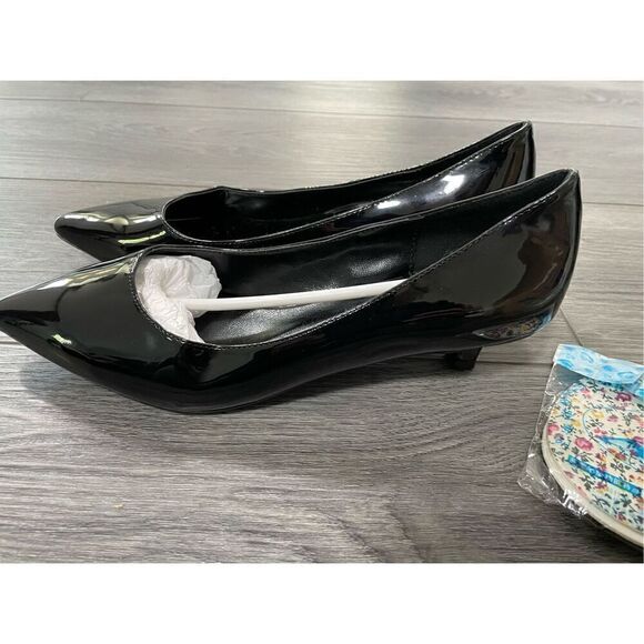 Brand New Unbranded Women’s US 6.5 Leather Pump Heels Slip On Pointed Toe - Picture 4 of 6